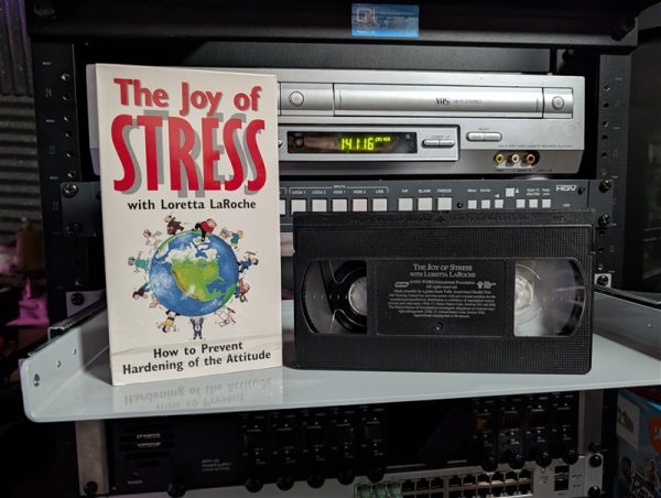PBS comedy self-help VHS hosted by Loretta LaRoche. 1992 WGBH special on preventing hardening of the attitude (VHS-2026-311)