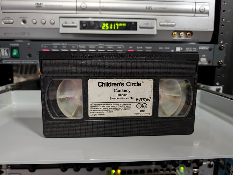 Children's Circle: Corduroy and Other Stories - VHS tape, 1986, CC Studios animated children's collection
