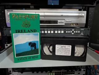 Passport Travel Guide: Ireland - A State of Mind: tape photo 1