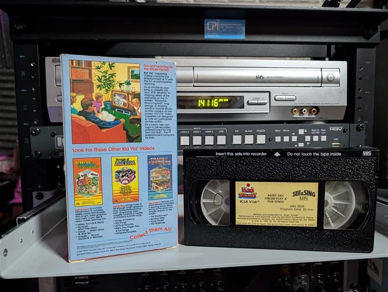 Rainy Day Finger Play & Fun Songs (1989): tape photo 2