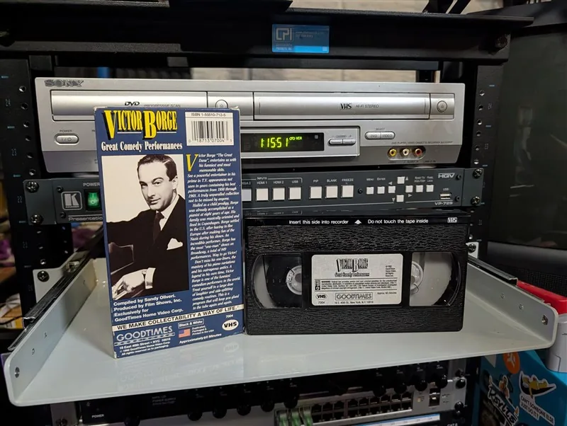 Victor Borge: Great Comedy Performances: tape photo 2