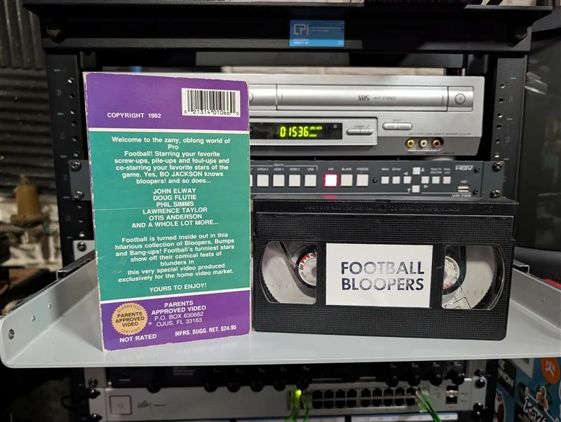Best of the Football Funnies (1992): tape photo 2