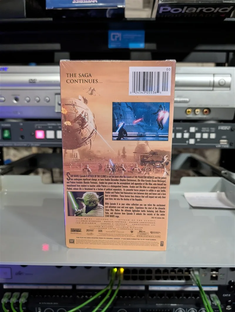 Star Wars Episode II: Attack of the Clones (Special Edition VHS): tape photo 2