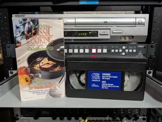 Discover Classic Cooking with Calphalon: tape photo 1