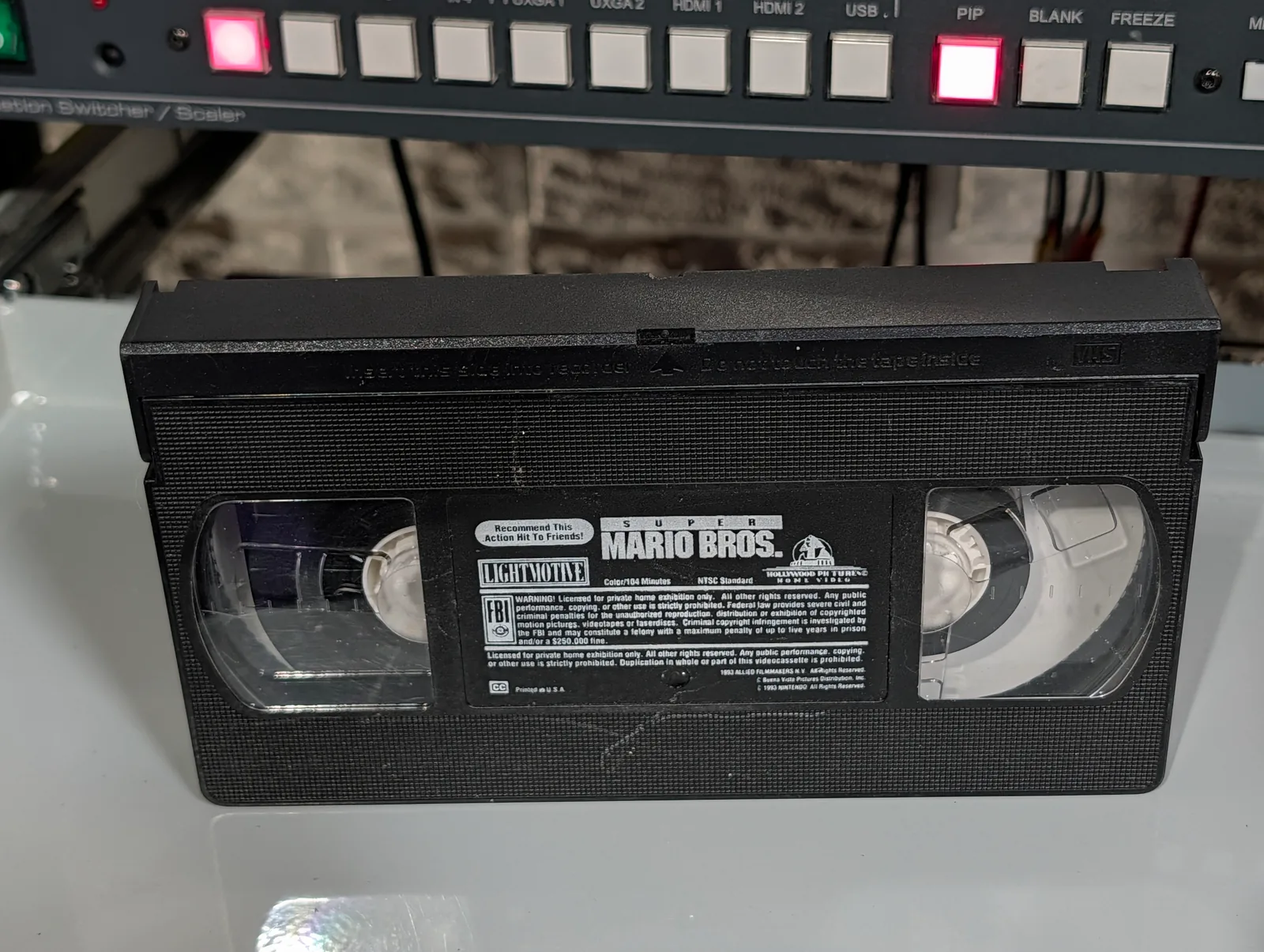 Super Mario Bros. (Commercial VHS): tape photo 1