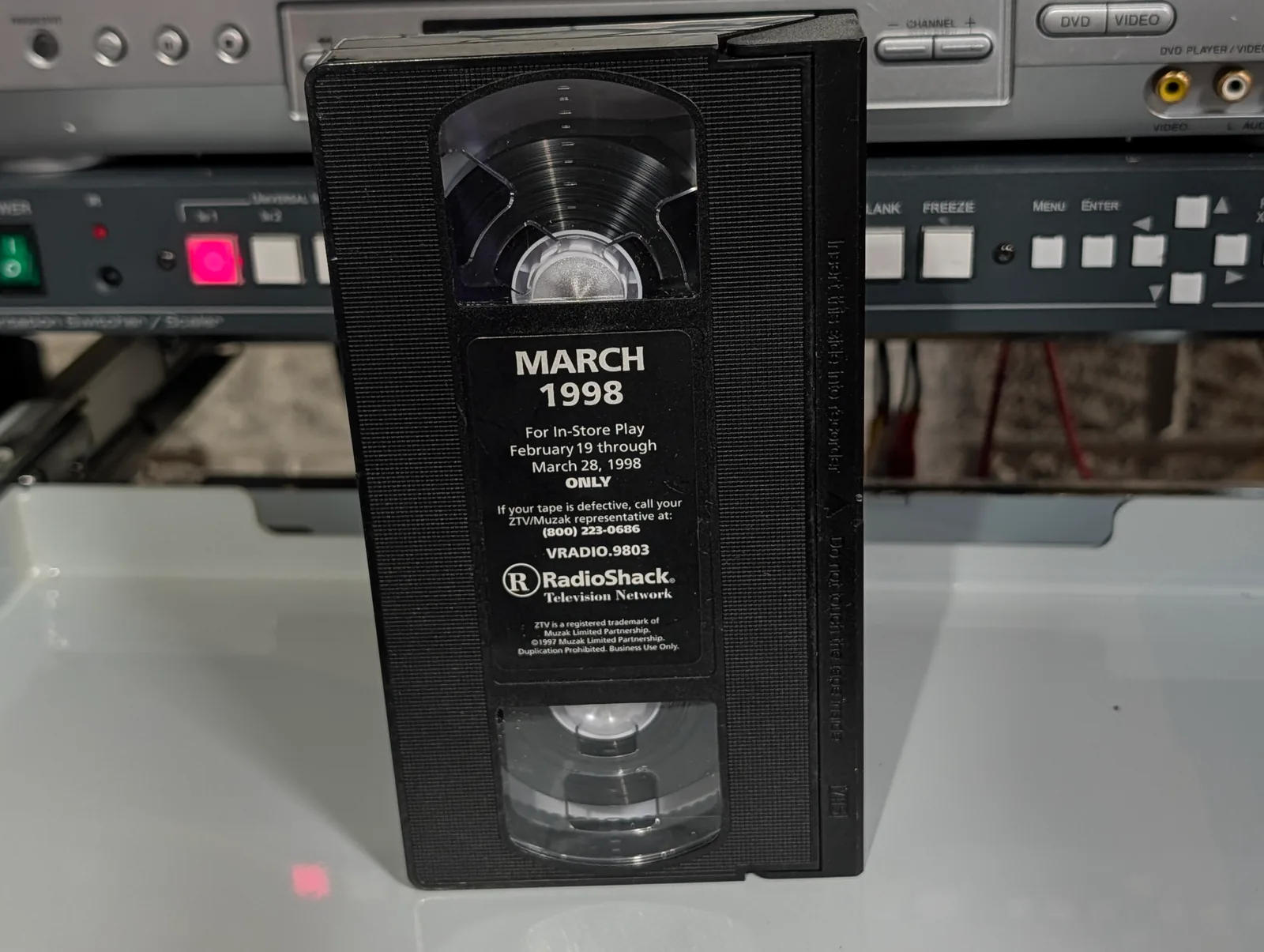 ZTV/RadioShack In-Store Play: March 1998: tape photo 1